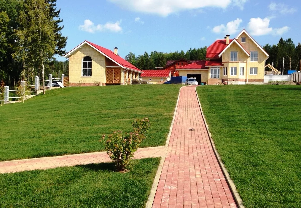 Озеленение и благоустройство приусадебной территории загородного дома (Пермь, 2014) 